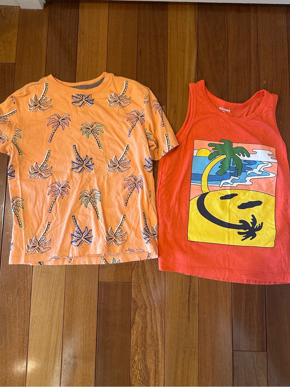 Old Navy Orange Palm-Print Tee and Beach Graphic Tank Set